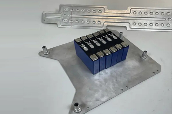 water cooling distribution plate