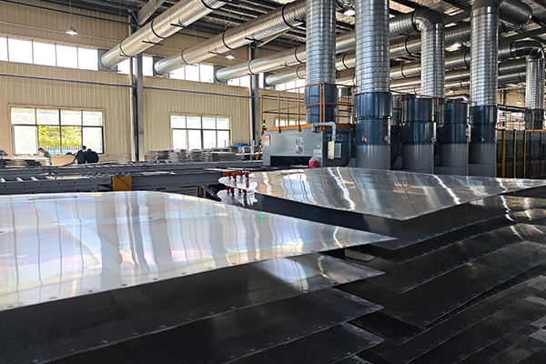 Battery Liquid Cold Plates: Essential Thermal Management for High-Performance Energy Storage