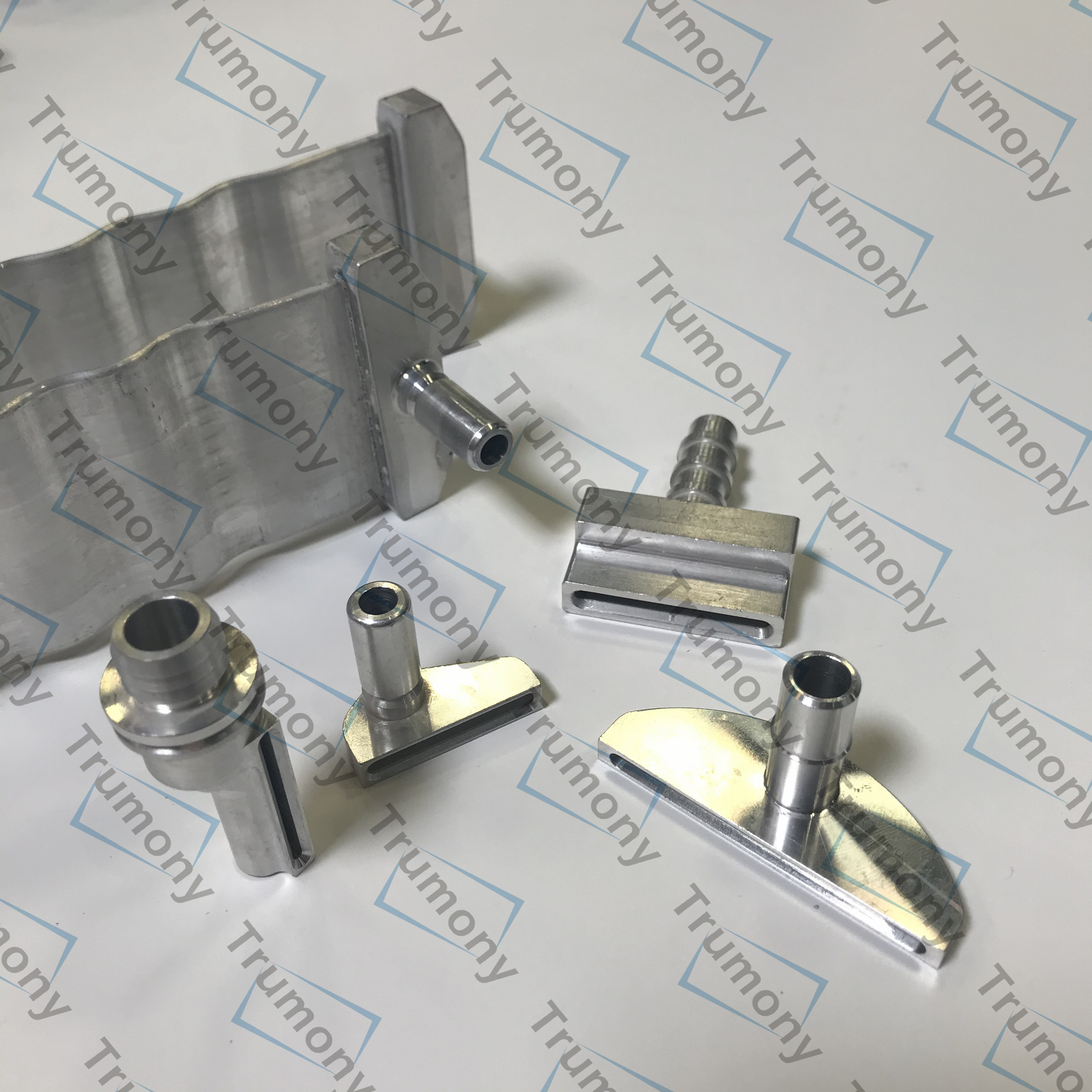 Battery cooling plate (21)