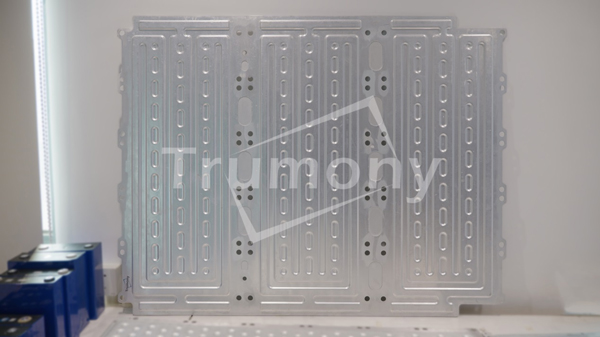 Liquid Cooling Plates